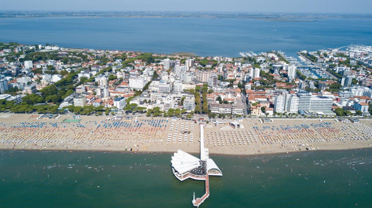 Appartamenti Lucerna Lignano Sabbiadoro Exterior foto